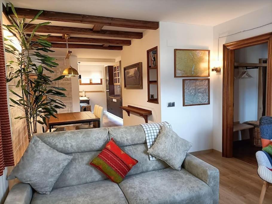 Espectacular Y Acogedor Apartamento Con Todas Las Comodidades Бьескас Экстерьер фото